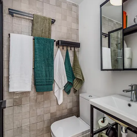 Avenca Da - Tiny House 4 & Surf Lisbon Getaway Σπίτι διακοπών *