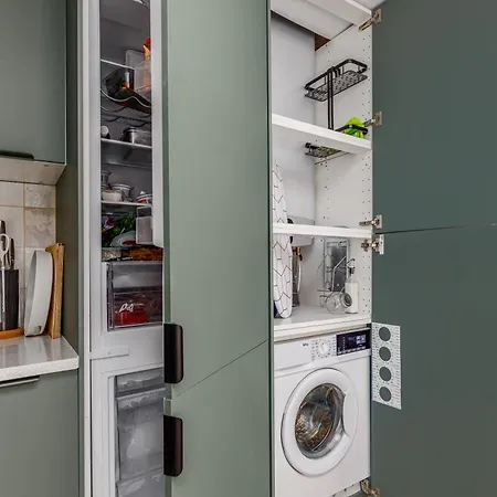 Avenca Da - Tiny House 4 & Surf Lisbon Getaway