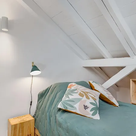 Avenca Da - Tiny House 4 & Surf Lisbon Getaway Parede